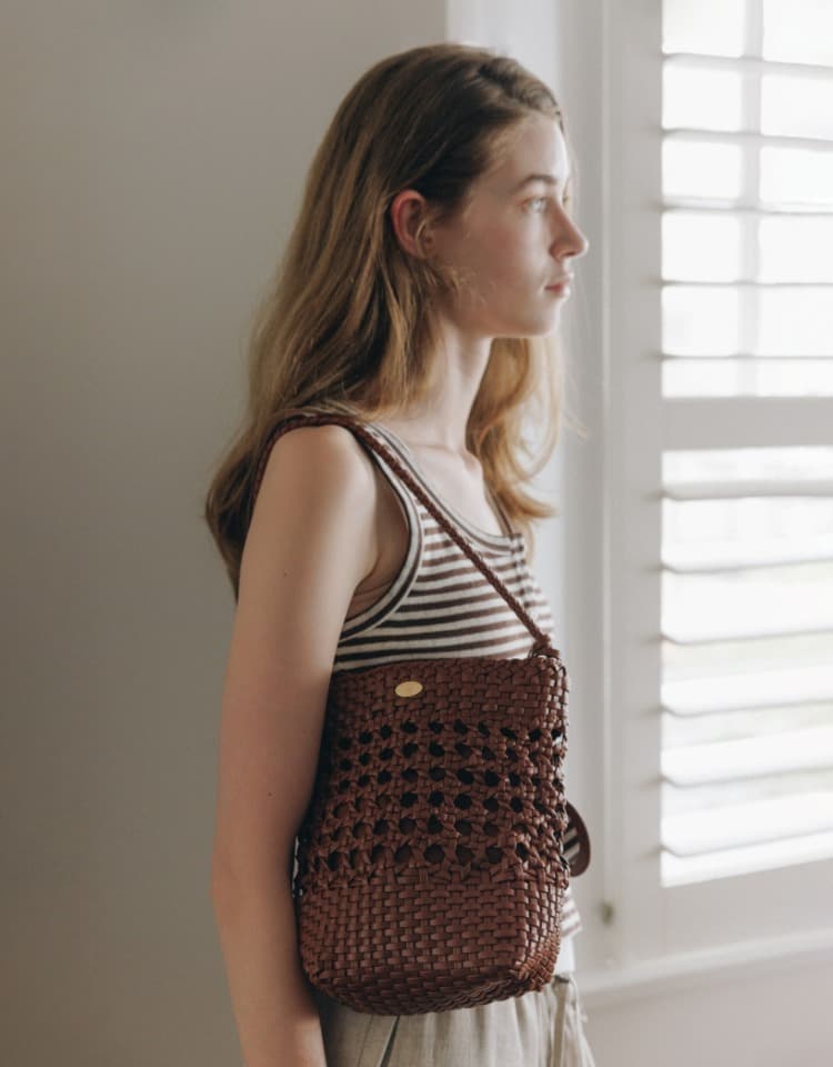 handcrafted weaving bag (shoulder) - brown (S)