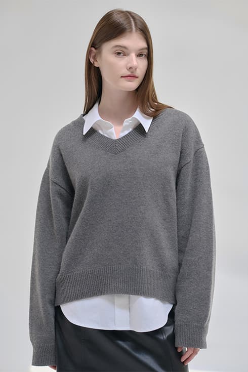25FN relax-fit v-neck pullover [GY]
