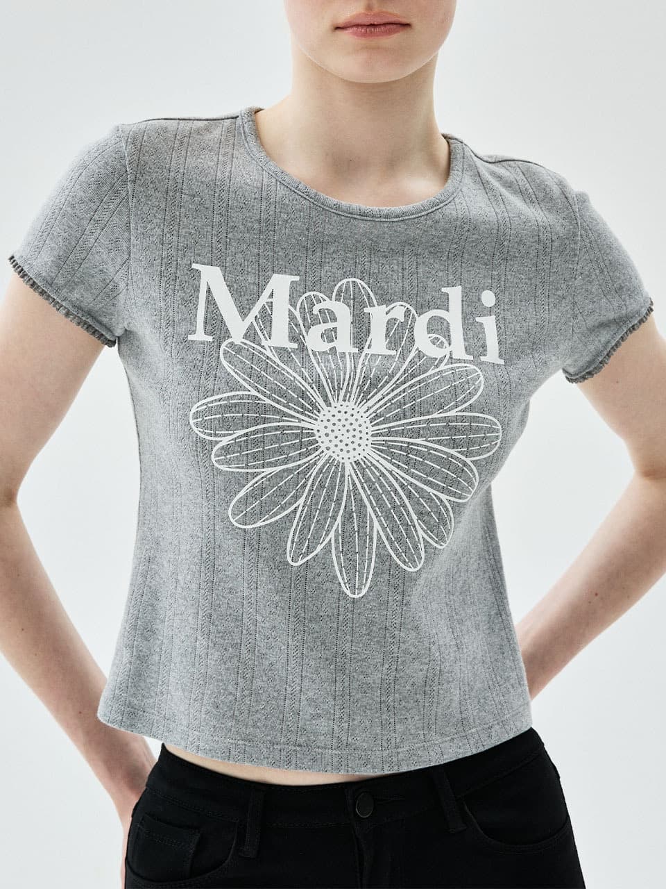 SLIM FIT TOP EYELET FLOWERMARDI_GREY WHITE